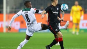 E. Frankfurt vs B. Monchengladbach (02:30 – 21/12) | Xem lại trận đấu