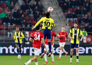 AZ Alkmaar vs Fenerbahce (03:00 – 08/11) | Xem lại trận đấu
