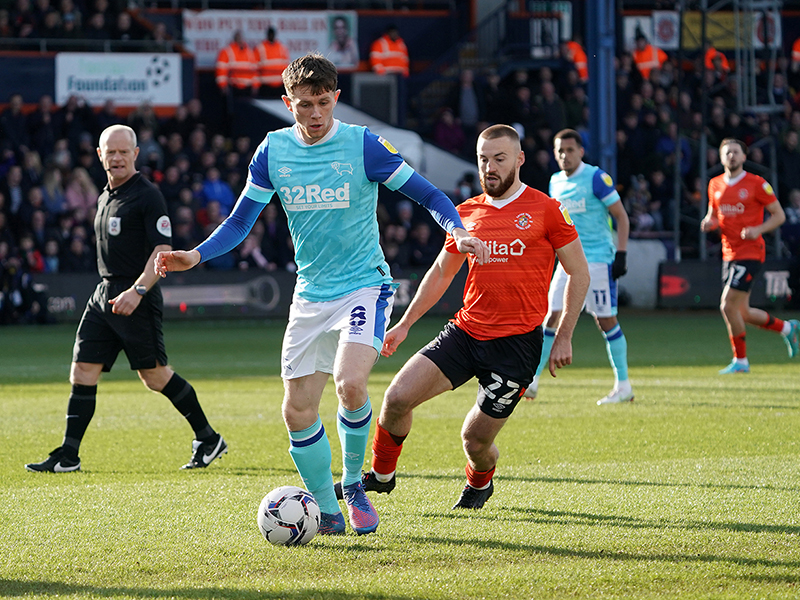 Nhận định soi kèo Derby County vs Luton Town lúc 18h30 ngày 18/4/2025