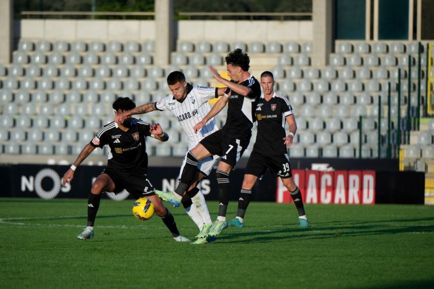 Nhận định soi kèo Farense vs Casa Pia lúc 00h45 ngày 8/4/2025