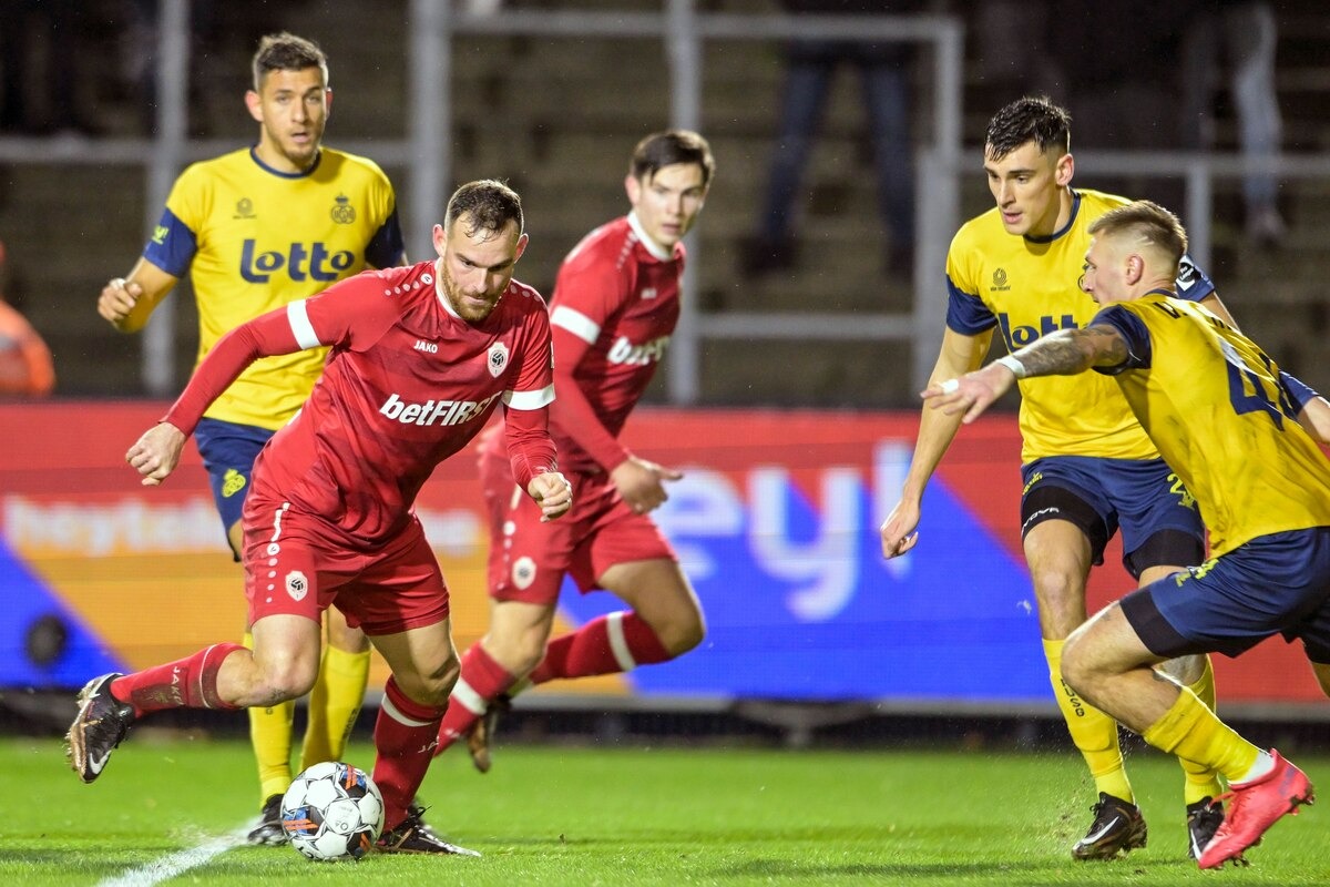 Nhận định soi kèo Royal Antwerp vs Royale Union Saint Gilloise lúc 01h45 ngày 26/7/2025