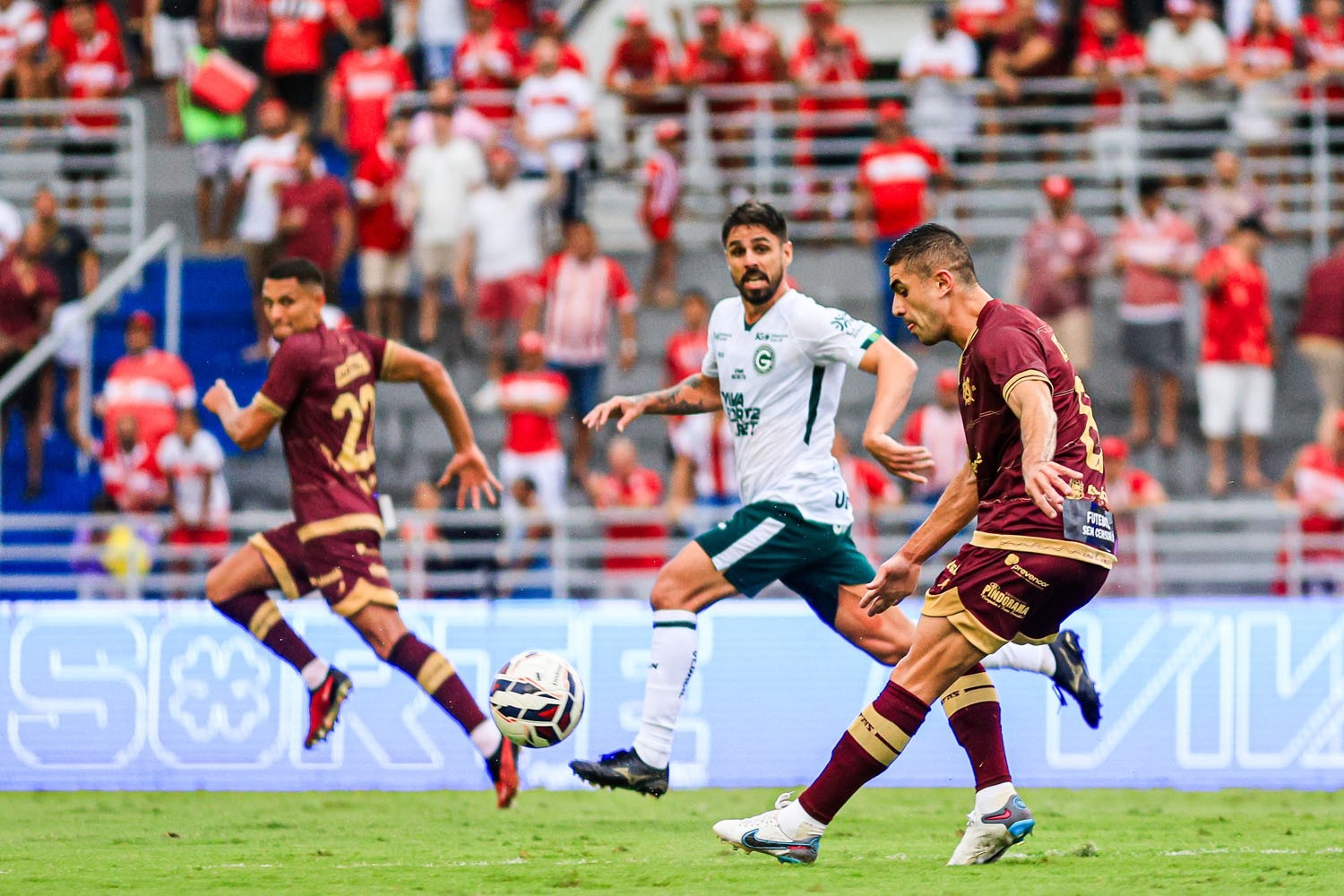 Nhận định soi kèo Goias vs CRB lúc 07h30 ngày 8/10/2025