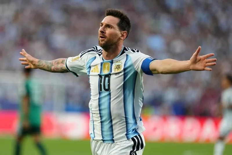 hat trick la gi